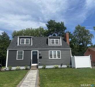 50 Garfield Avenue