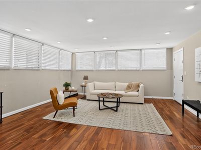 909 N Logan Street #1B