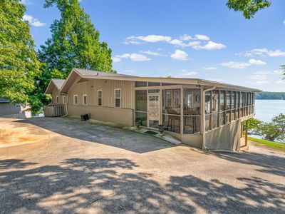 285 Bayview Dr