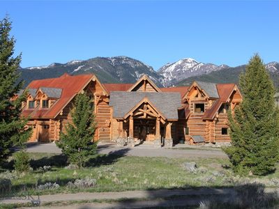 569/571 Cinnabar Basin Rd