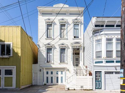 2476-2478 Harrison St