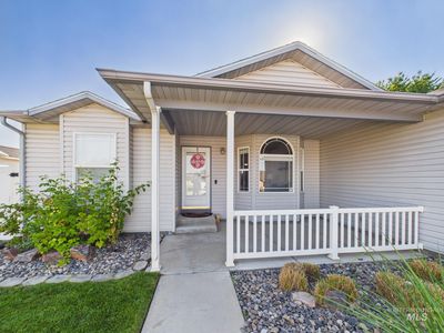 Property at 517 W Palmer Dr, Nampa, ID