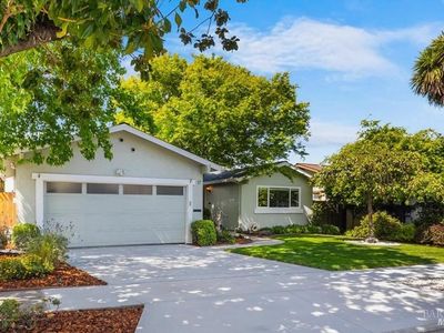17 Greengate Court