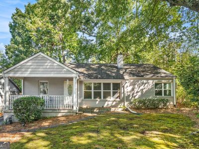526 Rock Springs Rd NE