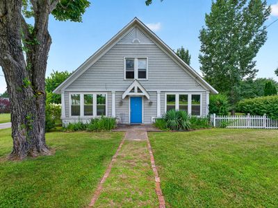 101 Country Dr