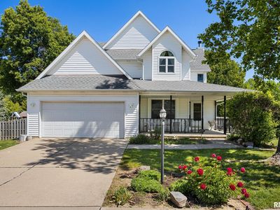 Property at 200 Lexington Dr, Washington, IL