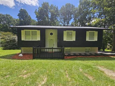 366 Oak Grove Way