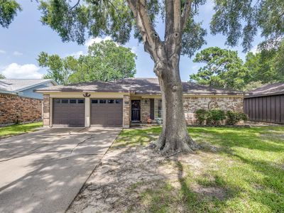 16131 White Star Dr