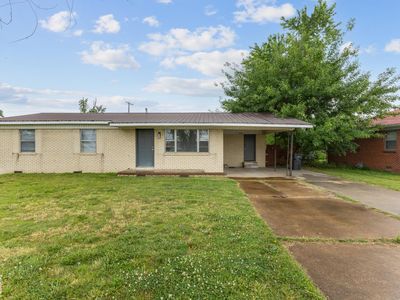 1306 W Main St