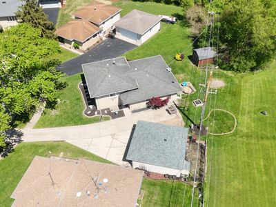 16409 Laura Ln