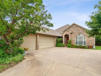 3012 Longmeadow