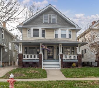1306-1308 W 106th St