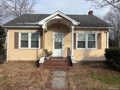 Property at 364 Hamilton Avenue, Riverhead, NY
