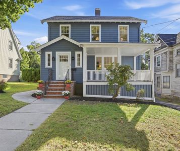 23 Stone Ave