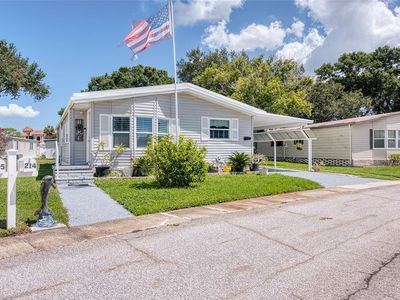 214 DOLPHIN DRIVE N