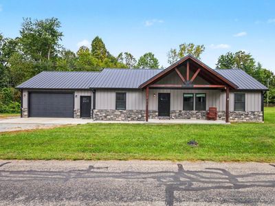 7425 King Rd