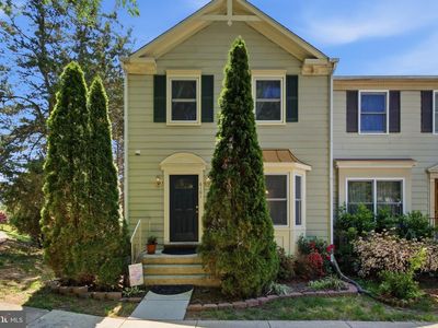 6101 Old Brentford Ct