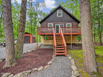 3902 Navaho Ln