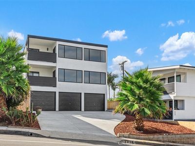 221 Avenida De La Grulla