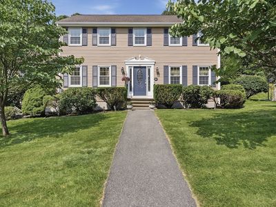 12 Heritage Dr