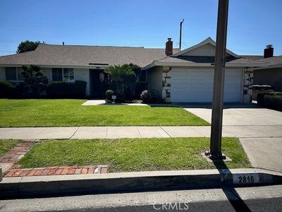 2816 E Coolidge Ave