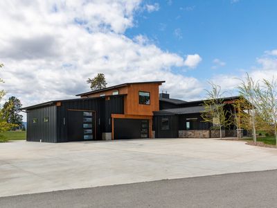 244 Placid Dr