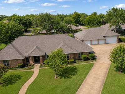 Property at 108 Heatherstone Cir, Kaufman, TX