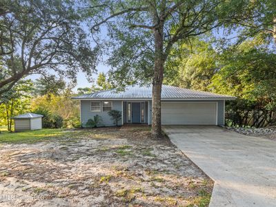 9809 Hidden Lake Rd
