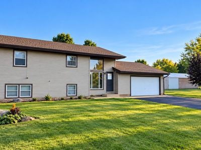 2347 N 45th Rd