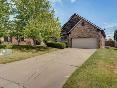 3119 W Melbourne Street