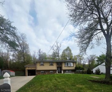 65 Shady Ln