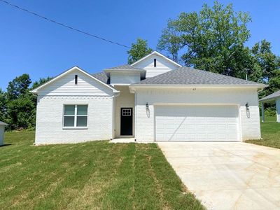 67 Oak Ave