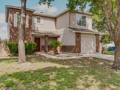 2115 Hollow Circle