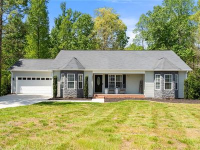 331 Twin Creeks Dr