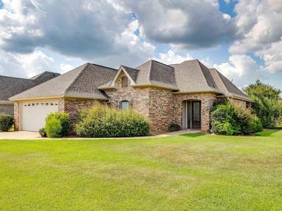 450 E Frenchmans Bend Rd
