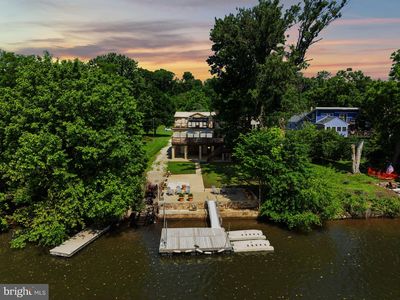78 W Indian Ln