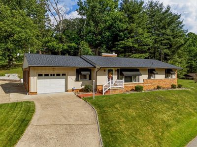 502 Forest Rd