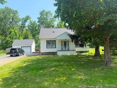 Property at 7813 Chestnut Ridge Rd, Gasport, NY