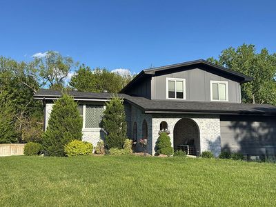 5224 Bison Dr