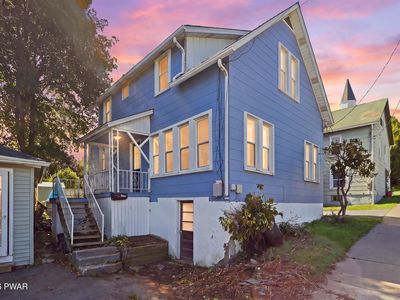 83 Dundaff St
