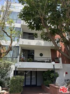 1312 S Saltair Ave APT 319