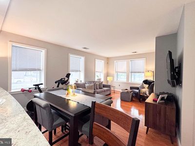 921 Butternut St NW APT 201