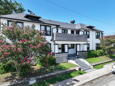 301 W Leuda St