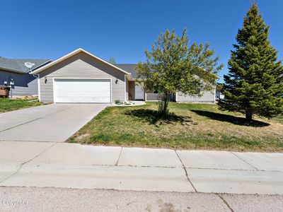 Property at 551 Kilkenny Cir, Gillette, WY