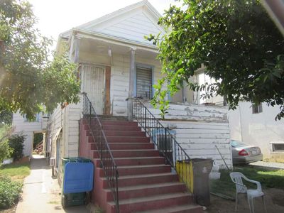 Property at 423 S Hunter St, Stockton, CA