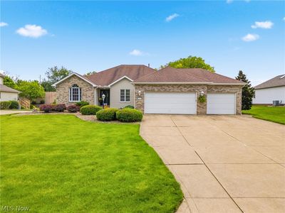 6862 Red Deer Cir NW