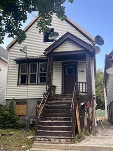 2412 W Maple STREET #2414