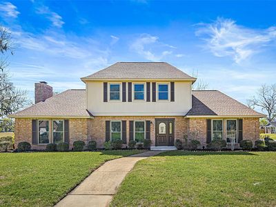 2348 Shalmar Dr