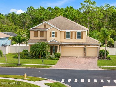 547 Stonebriar Dr SE