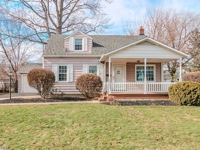 Property at 29613 Sylvan Dr, Eastlake, OH